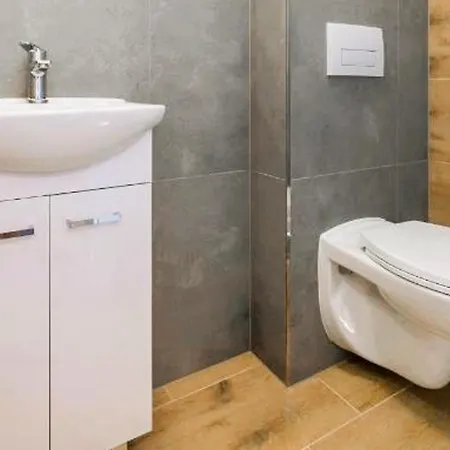 Casa vacanze Splendida Casa Con 3 Da Letto A Wodnica